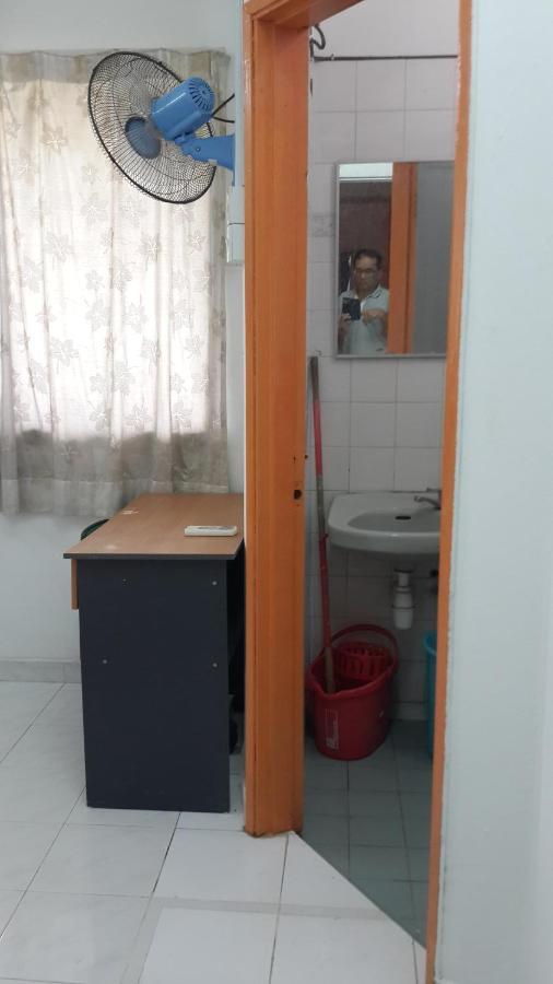 My Place Apartment Subang Jaya Buitenkant foto